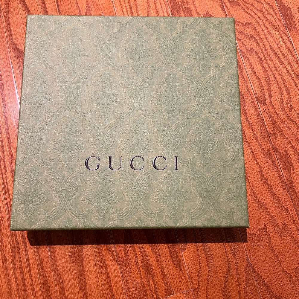 Gucci Olive Embossed Box